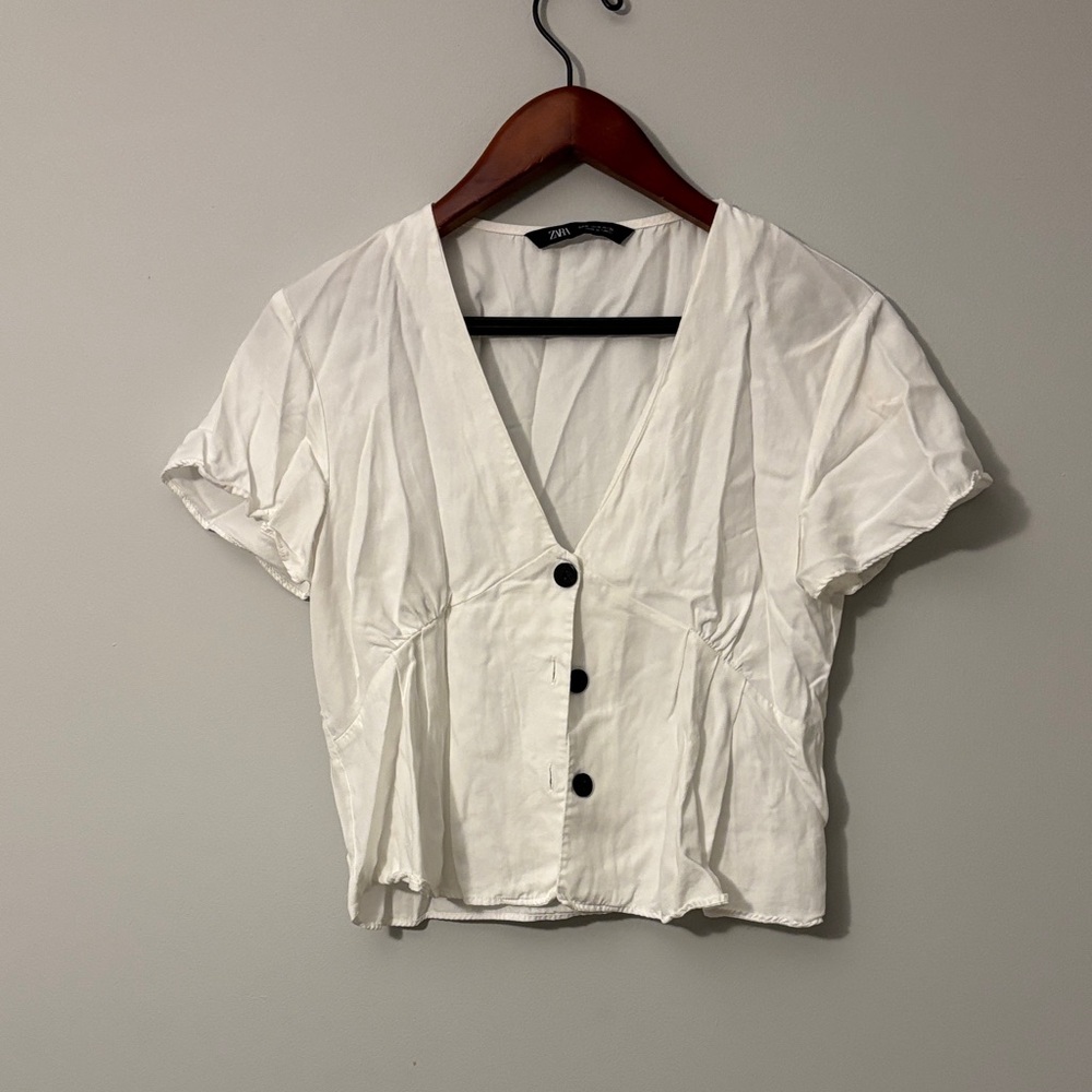 Zara White V-Neck Buttoned Blouse